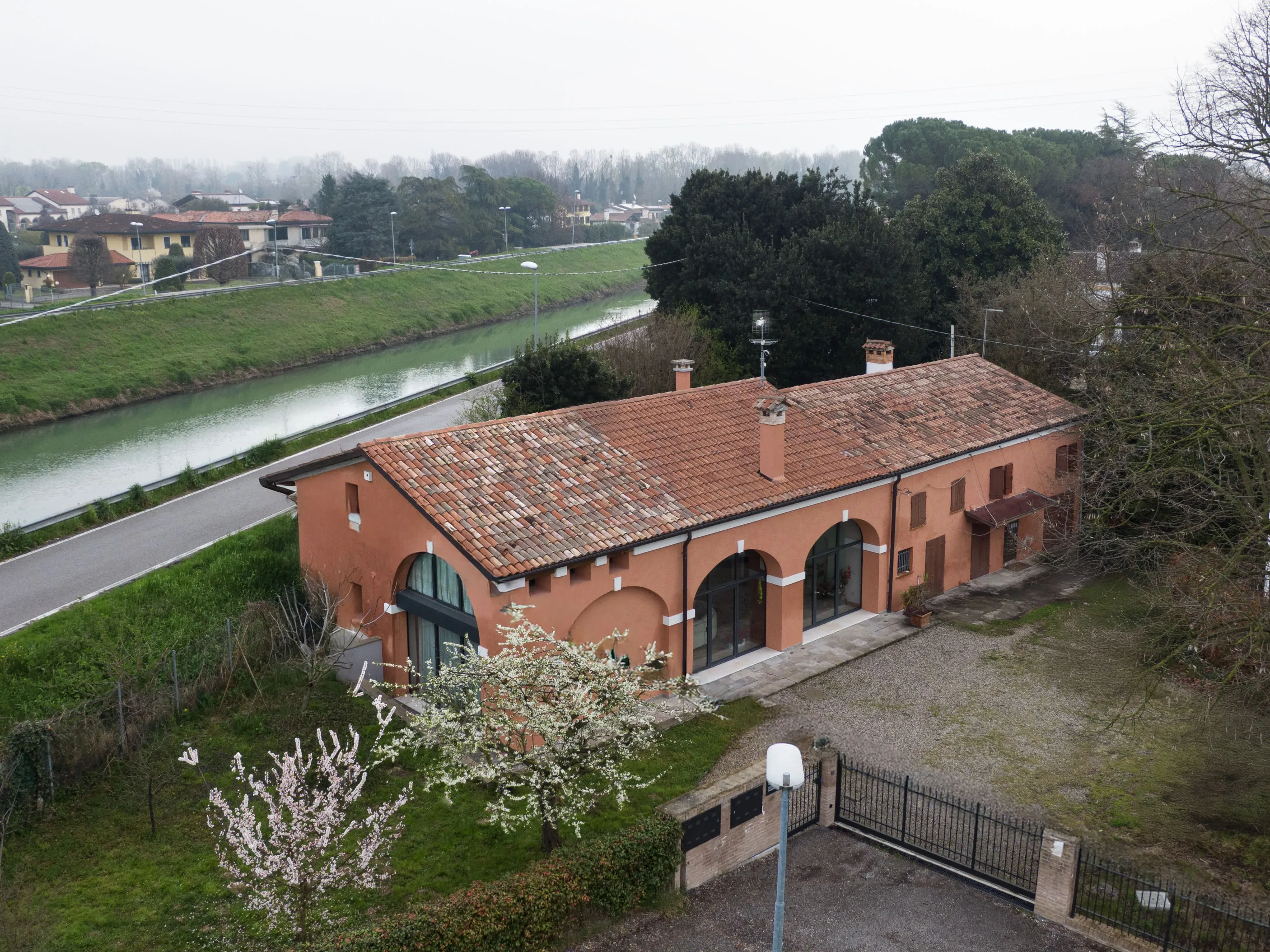 Bifamiliare 1, immagine 1